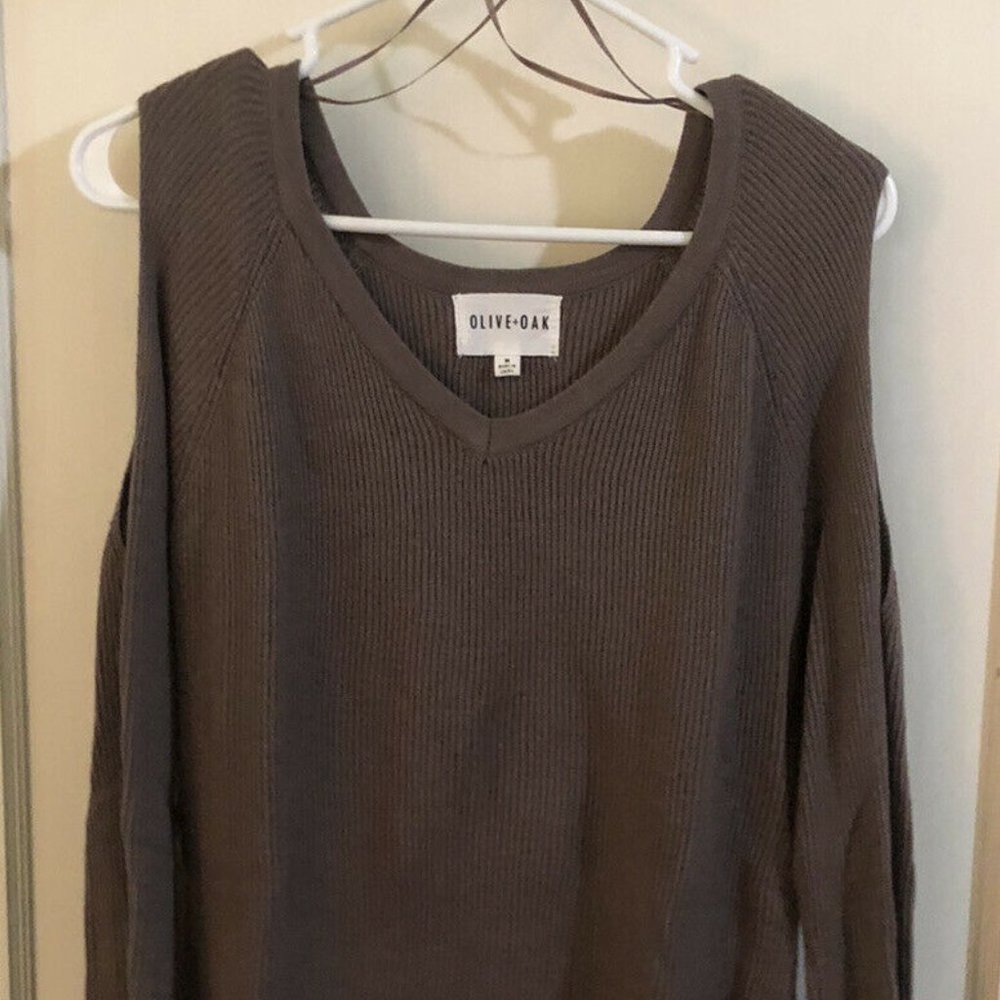 Olive + Oak Sweater - Cut Out Shoulders